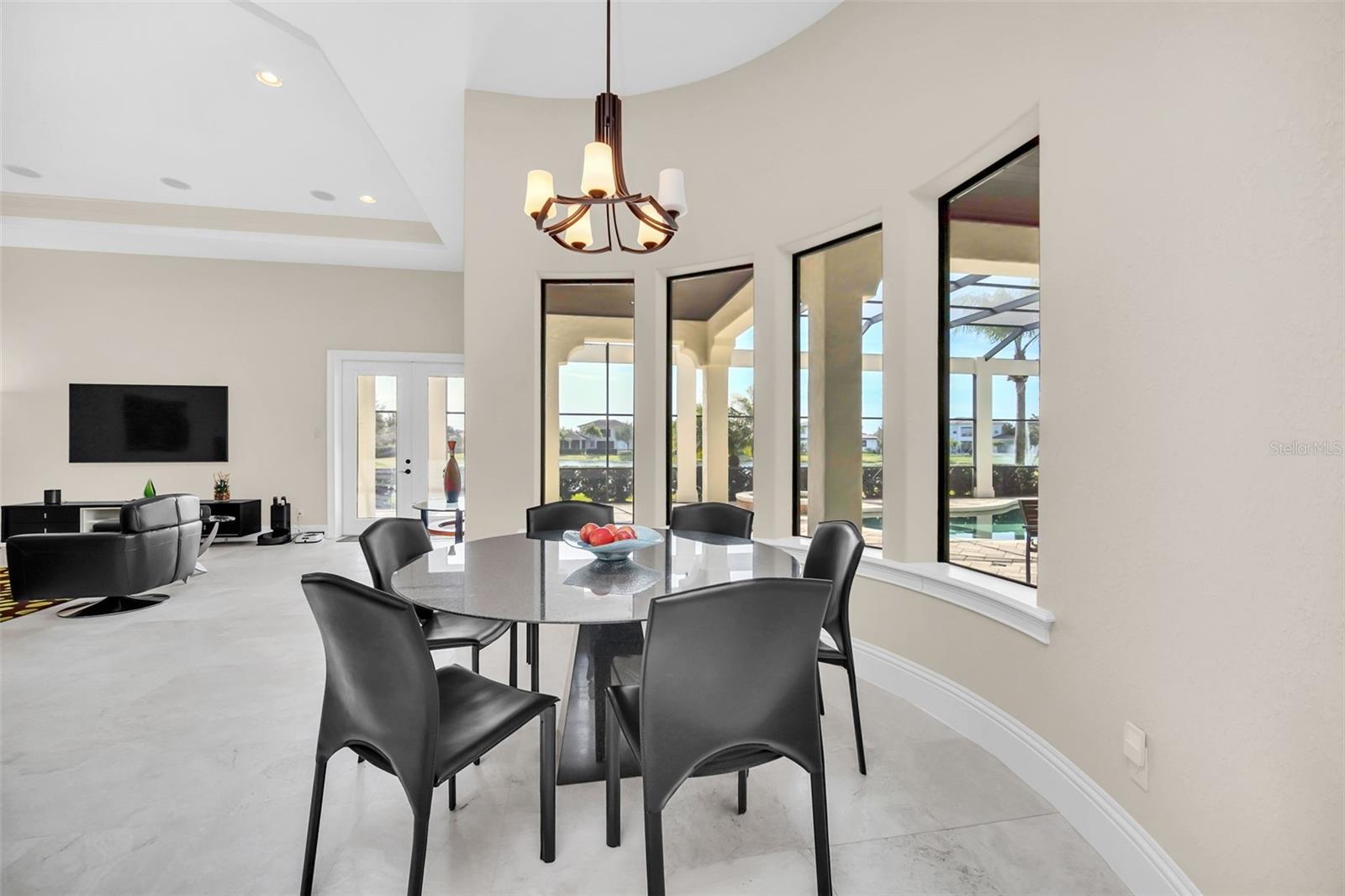 KEENES POINTE - Residential