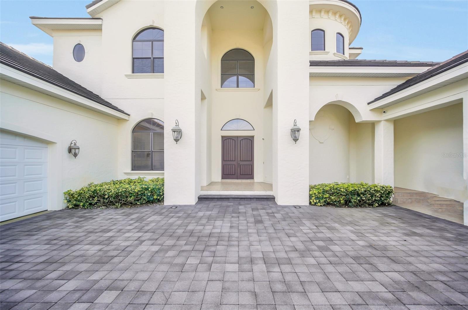 KEENES POINTE - Residential