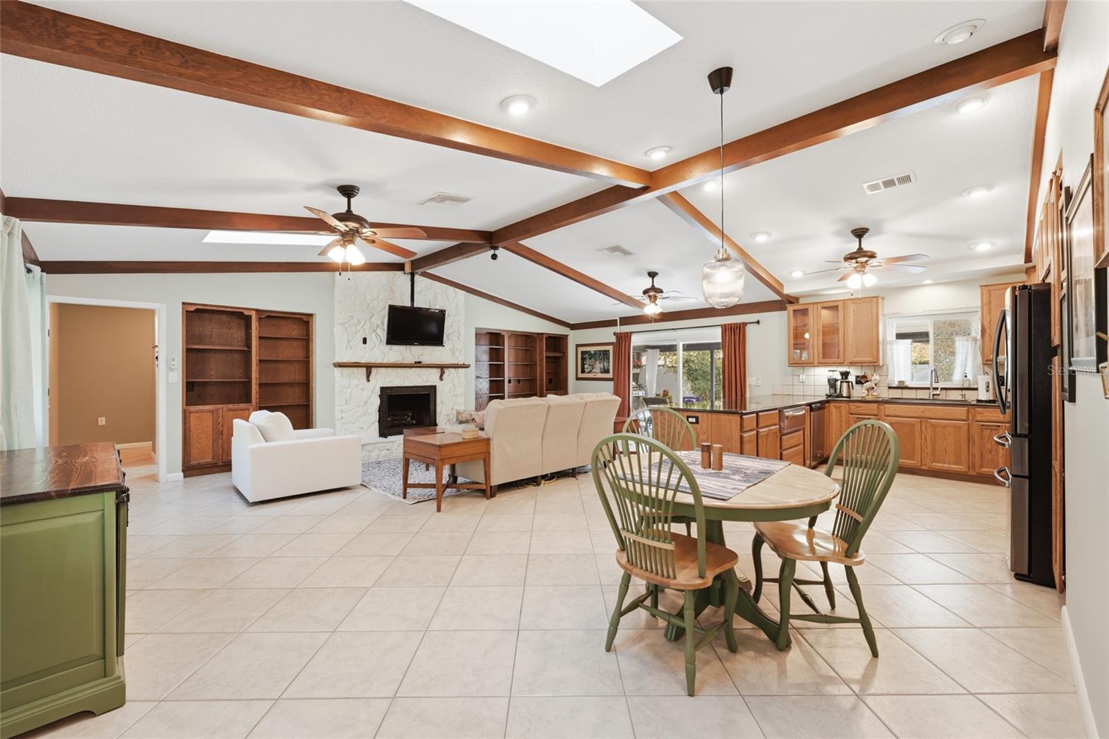 1408 W MARVIN STREET