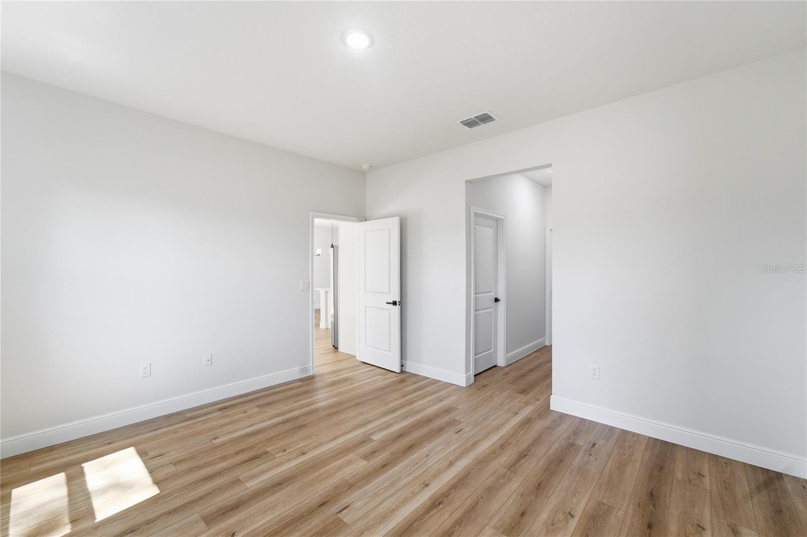 MARION OAKS 10 - Residential