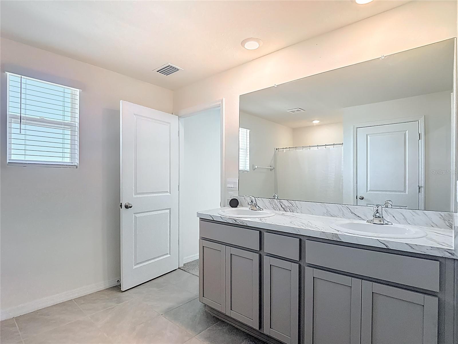 ZEPHYR RDG PH II - Residential