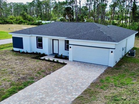 A home in PORT CHARLOTTE