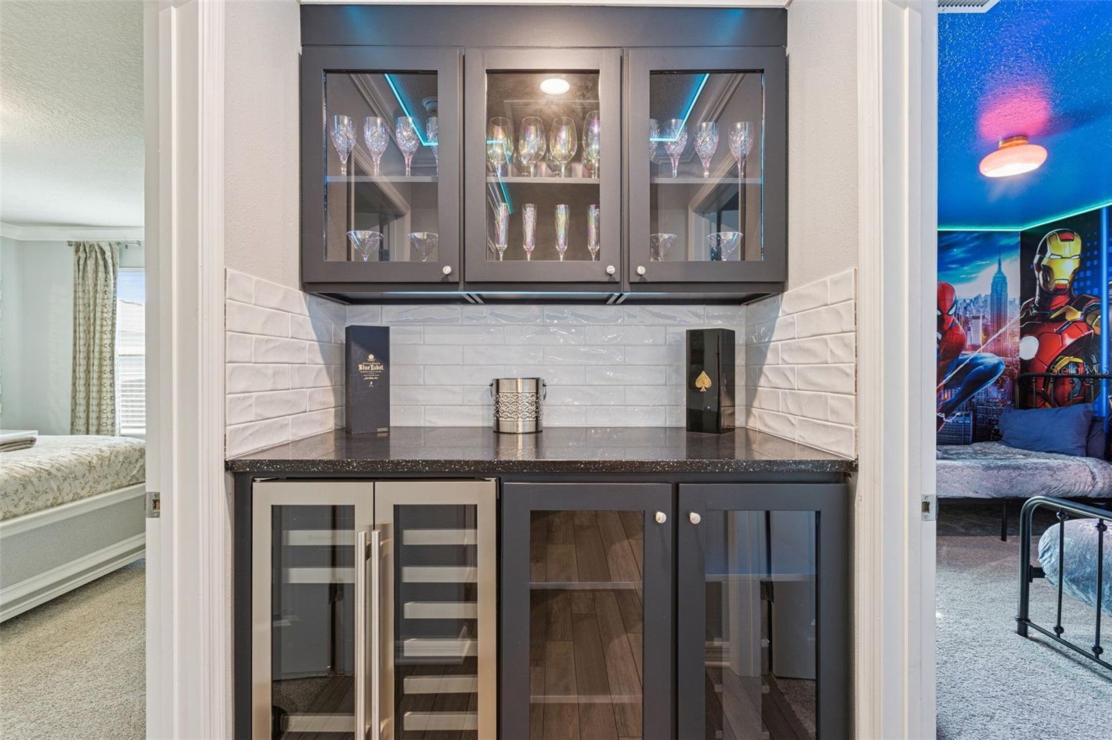 WINDSOR CAY - Residential