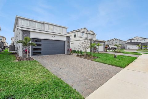 Photo of 16205 Saint Kitts Circle, Clermont, FL 34714 (MLS # S5143115)