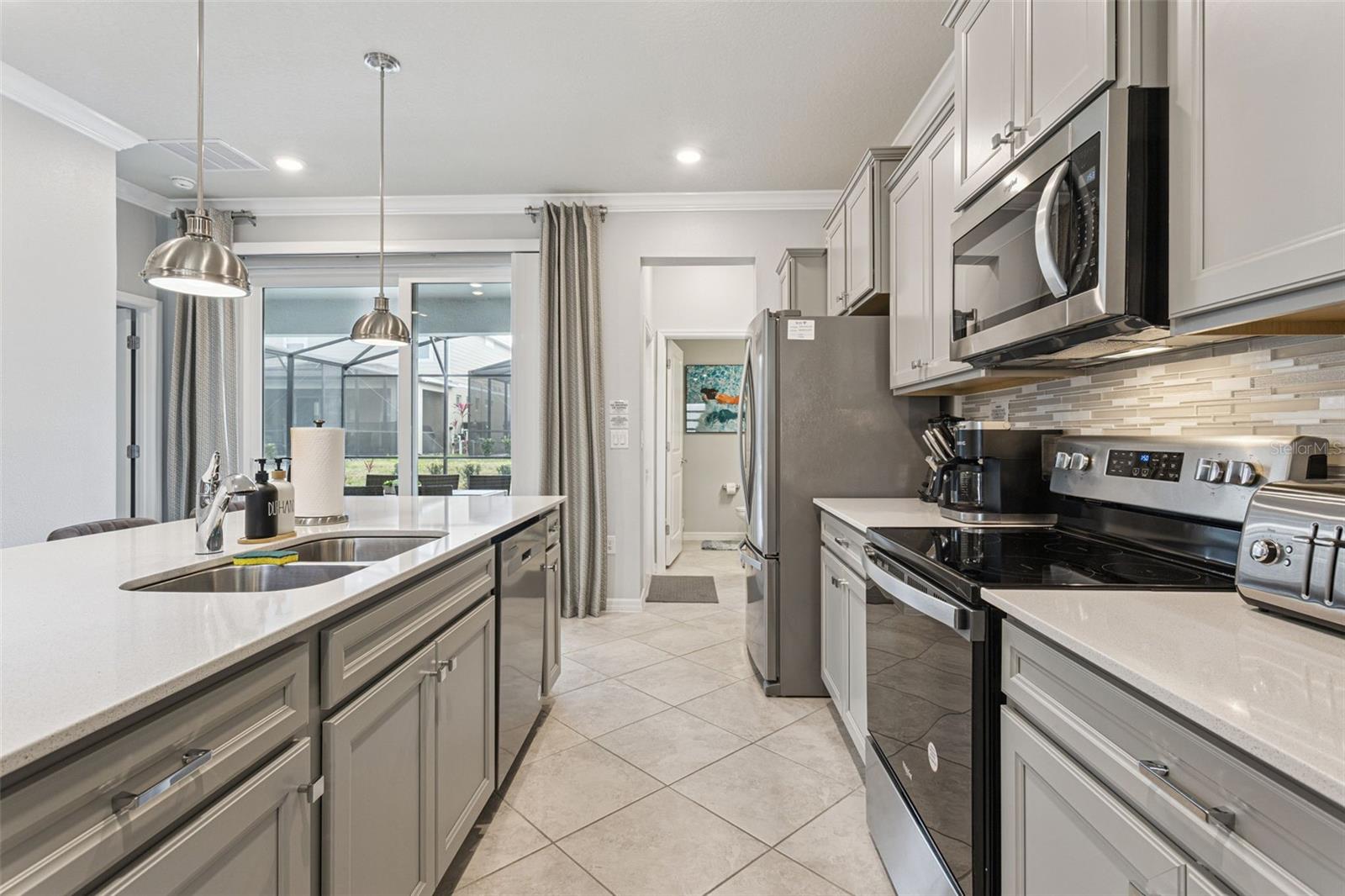 WINDSOR CAY - Residential