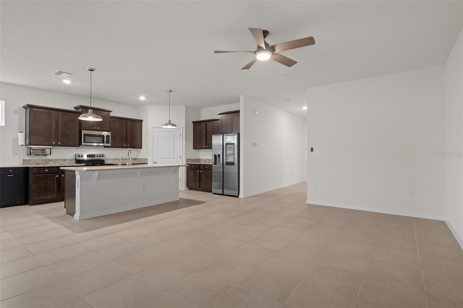 LAKE JOVITA GOLF & COUNTRY CLU - Residential