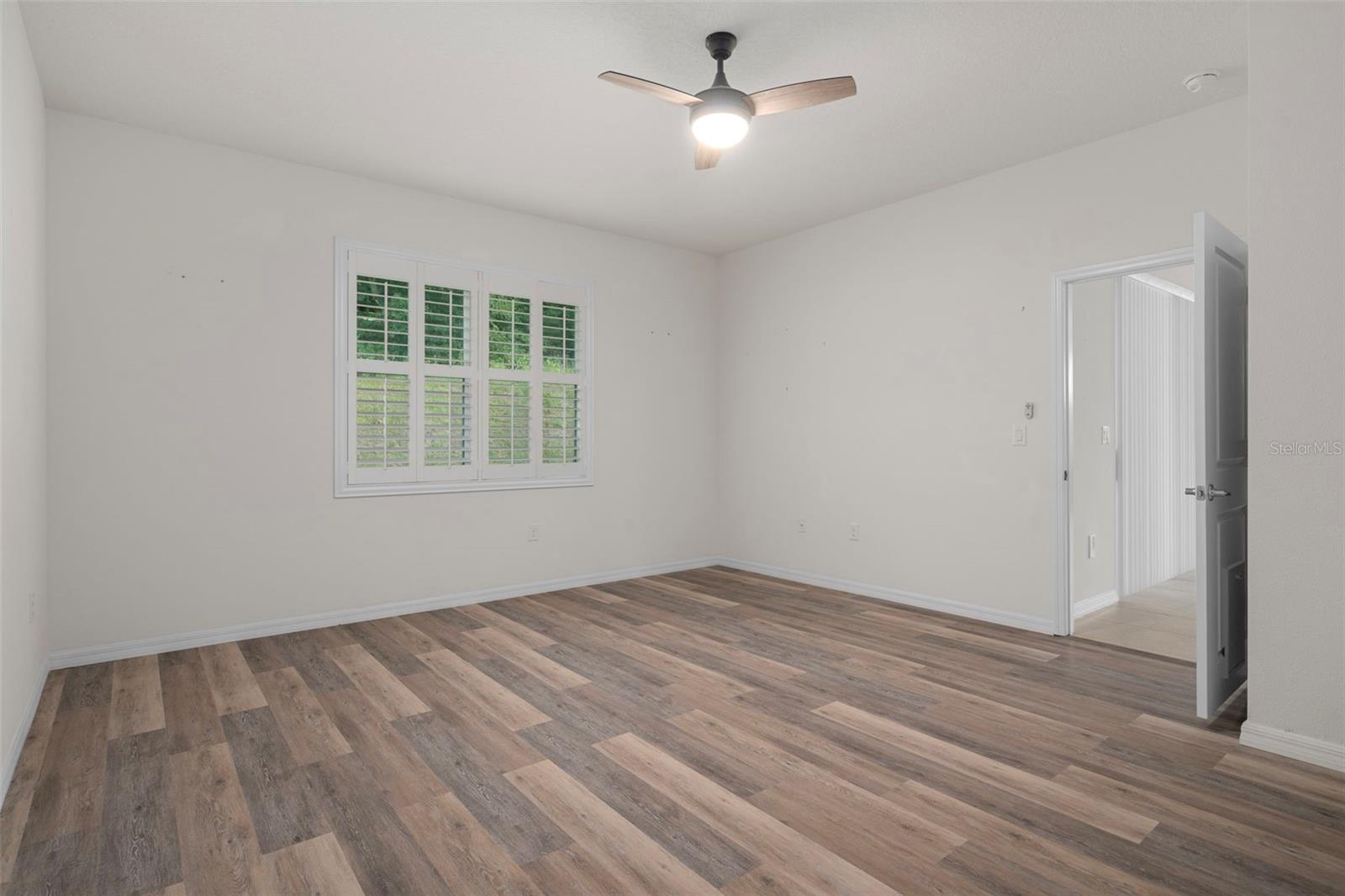 LAKE JOVITA GOLF & COUNTRY CLU - Residential