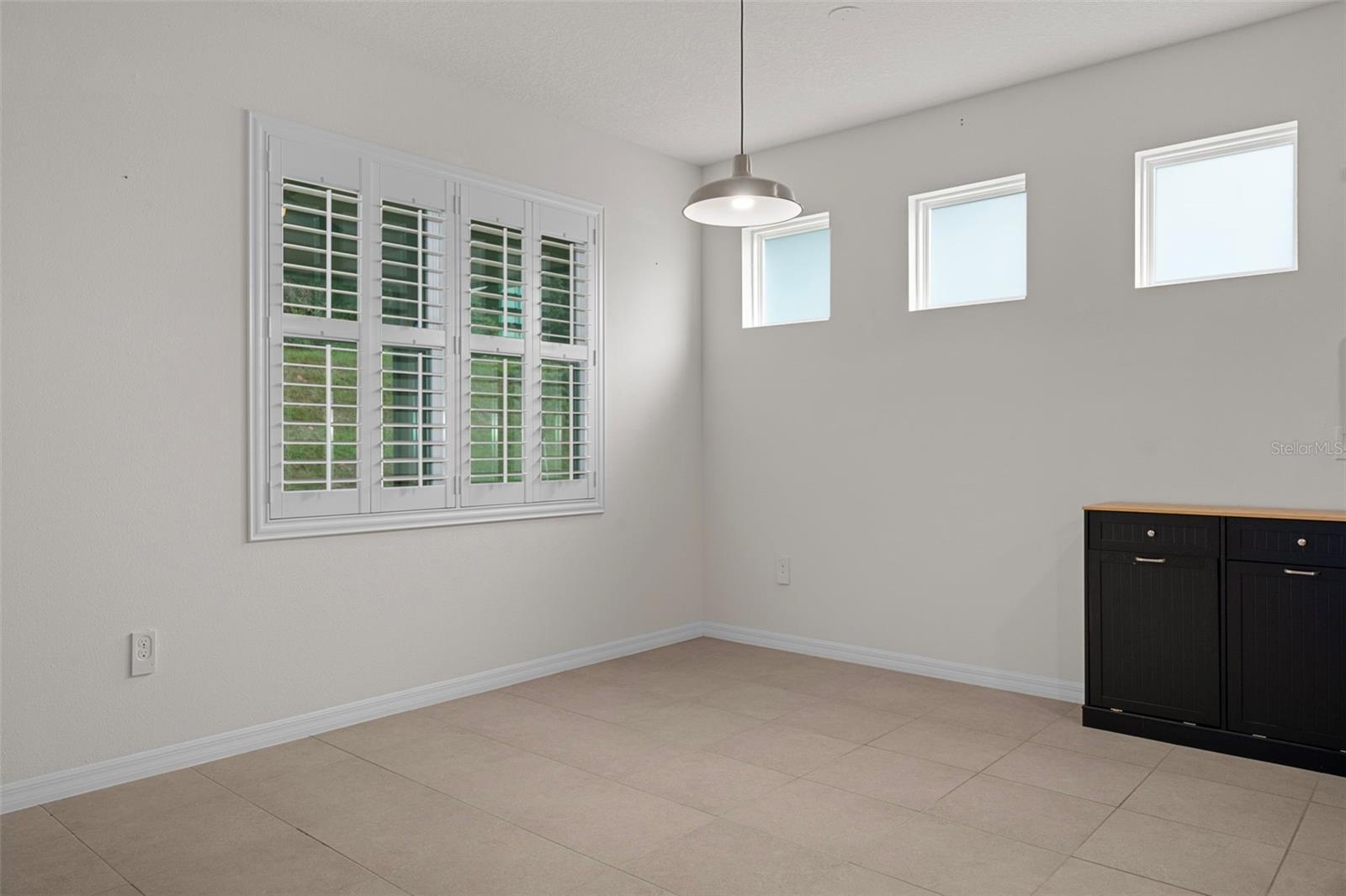 LAKE JOVITA GOLF & COUNTRY CLU - Residential