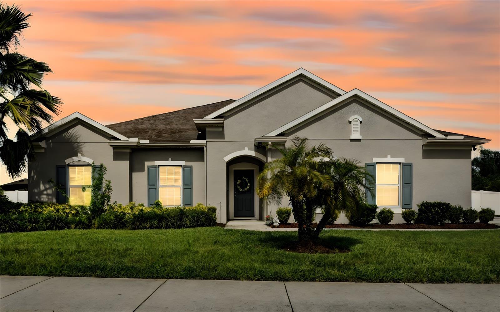 4176 GOLDEN WILLOW CIRCLE