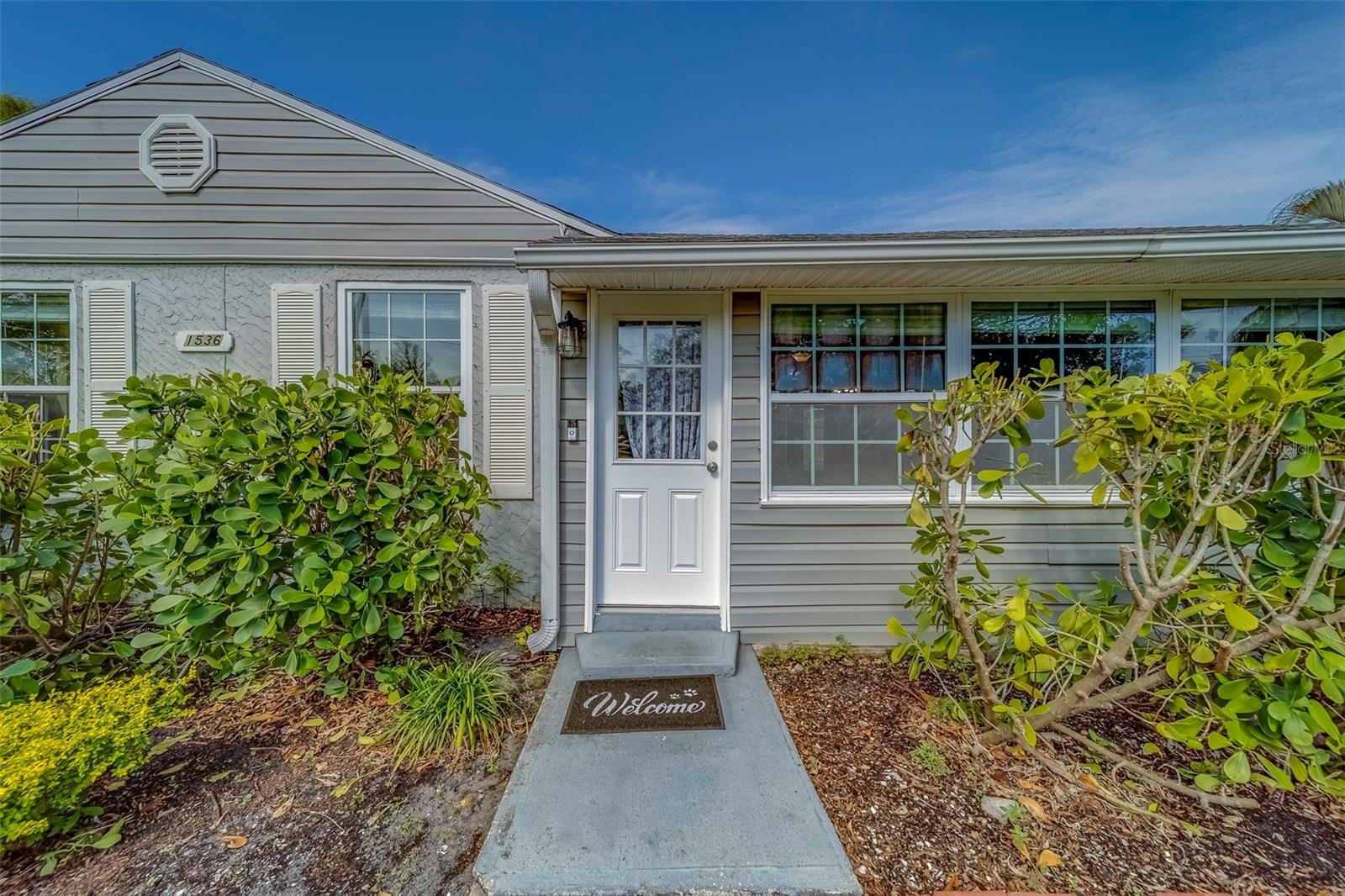 1536 ALAMO LANE