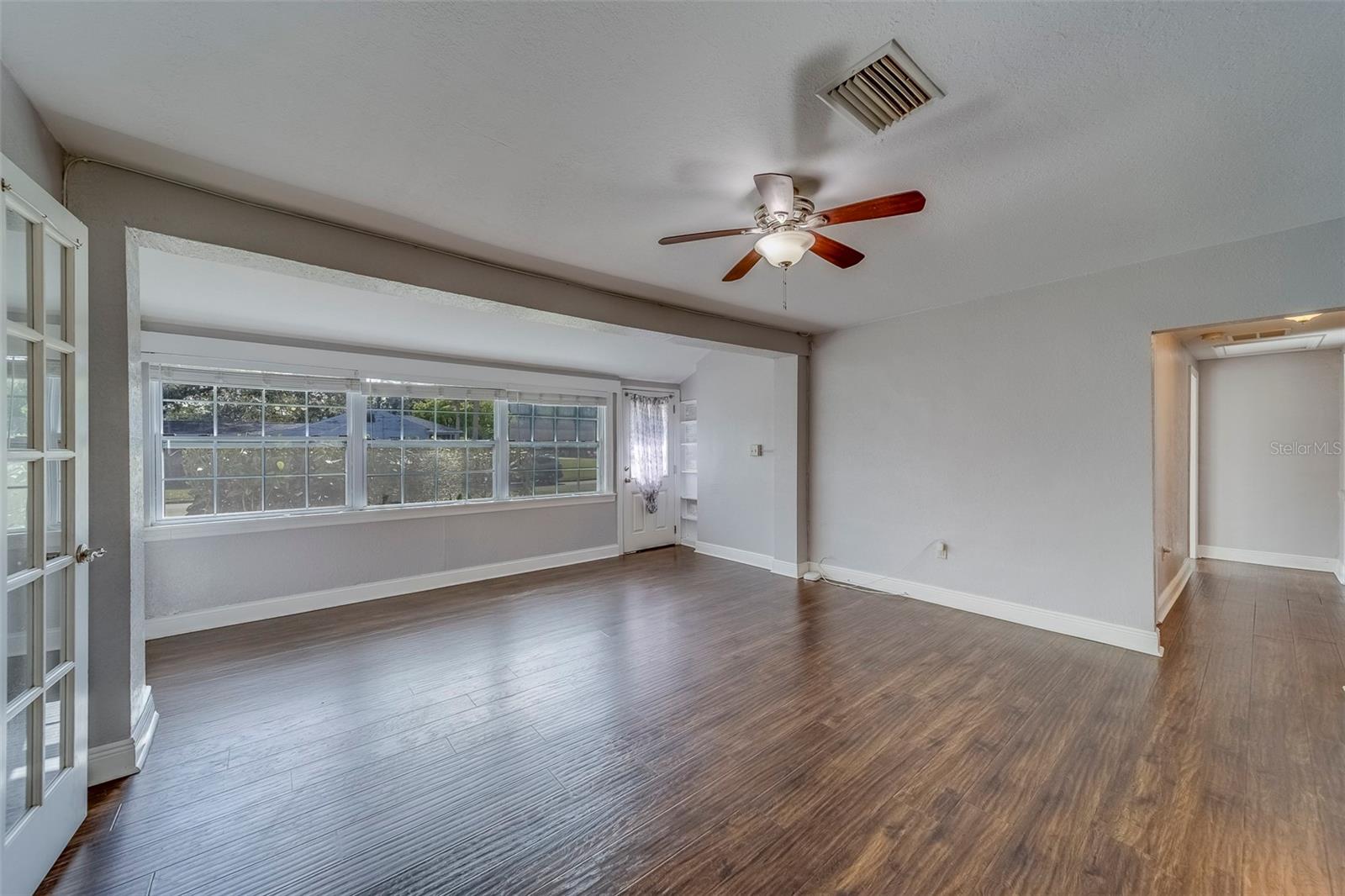 1536 ALAMO LANE