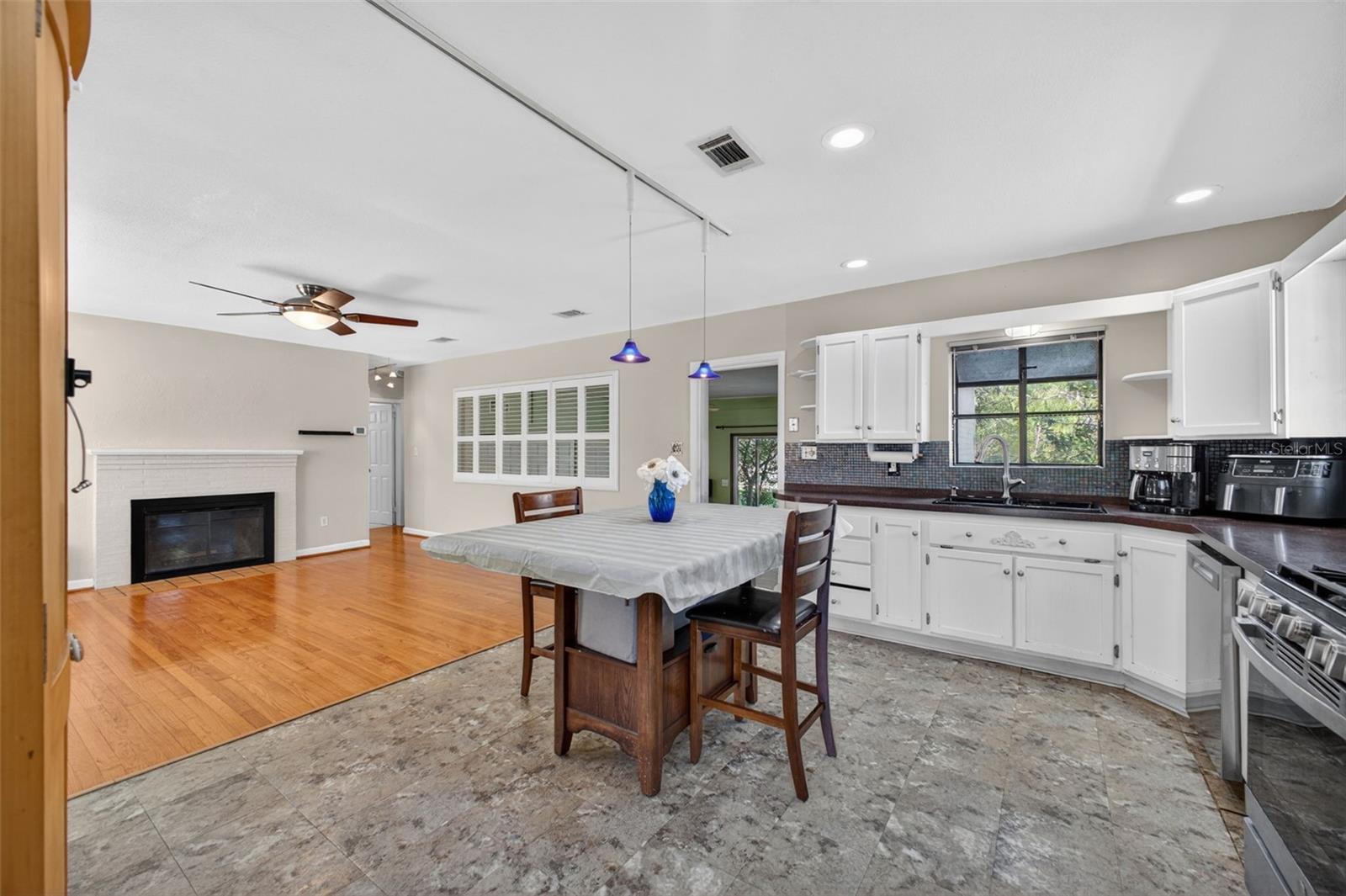 SKY CREST UNIT 6 - Residential