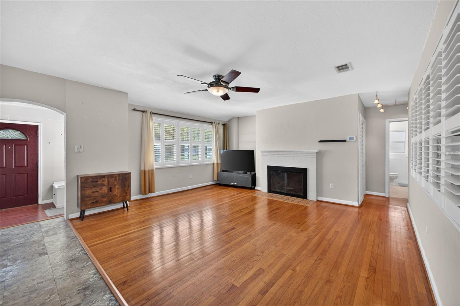 SKY CREST UNIT 6 - Residential