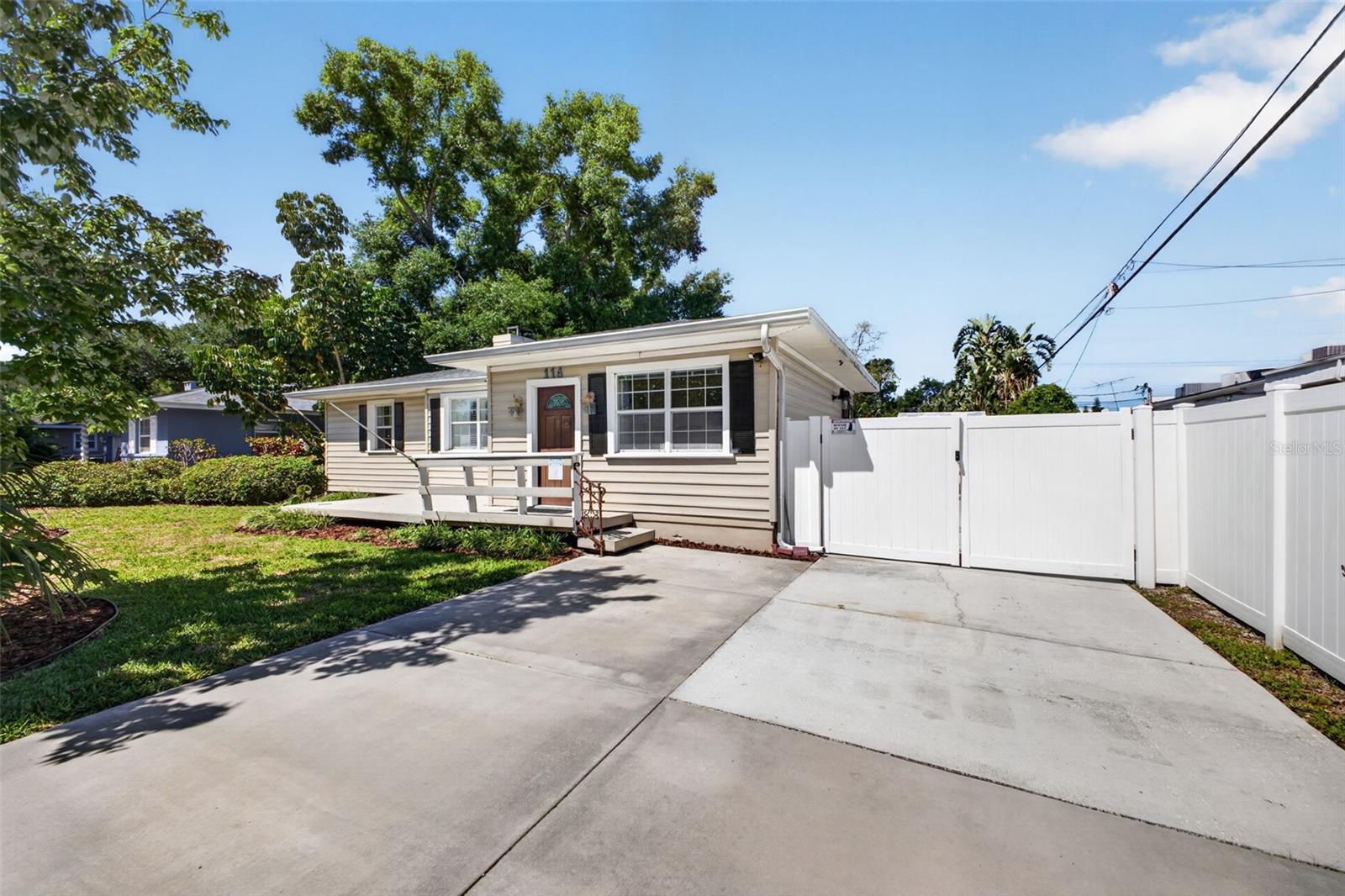 SKY CREST UNIT 6 - Residential