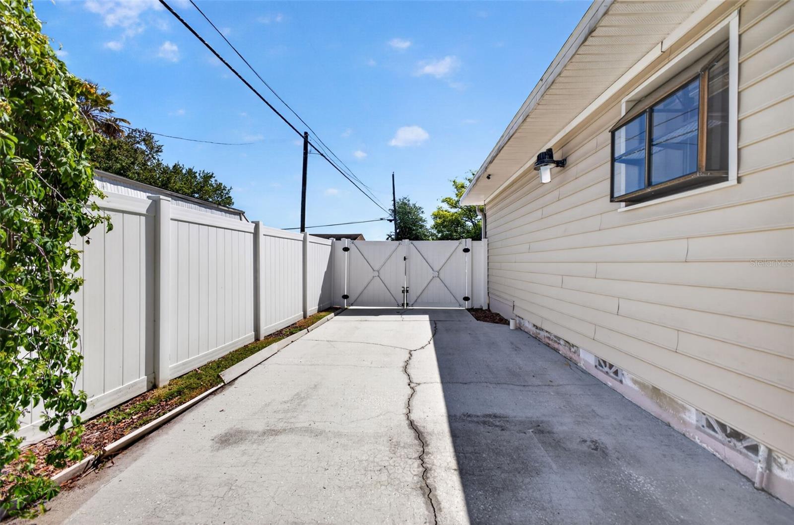 SKY CREST UNIT 6 - Residential