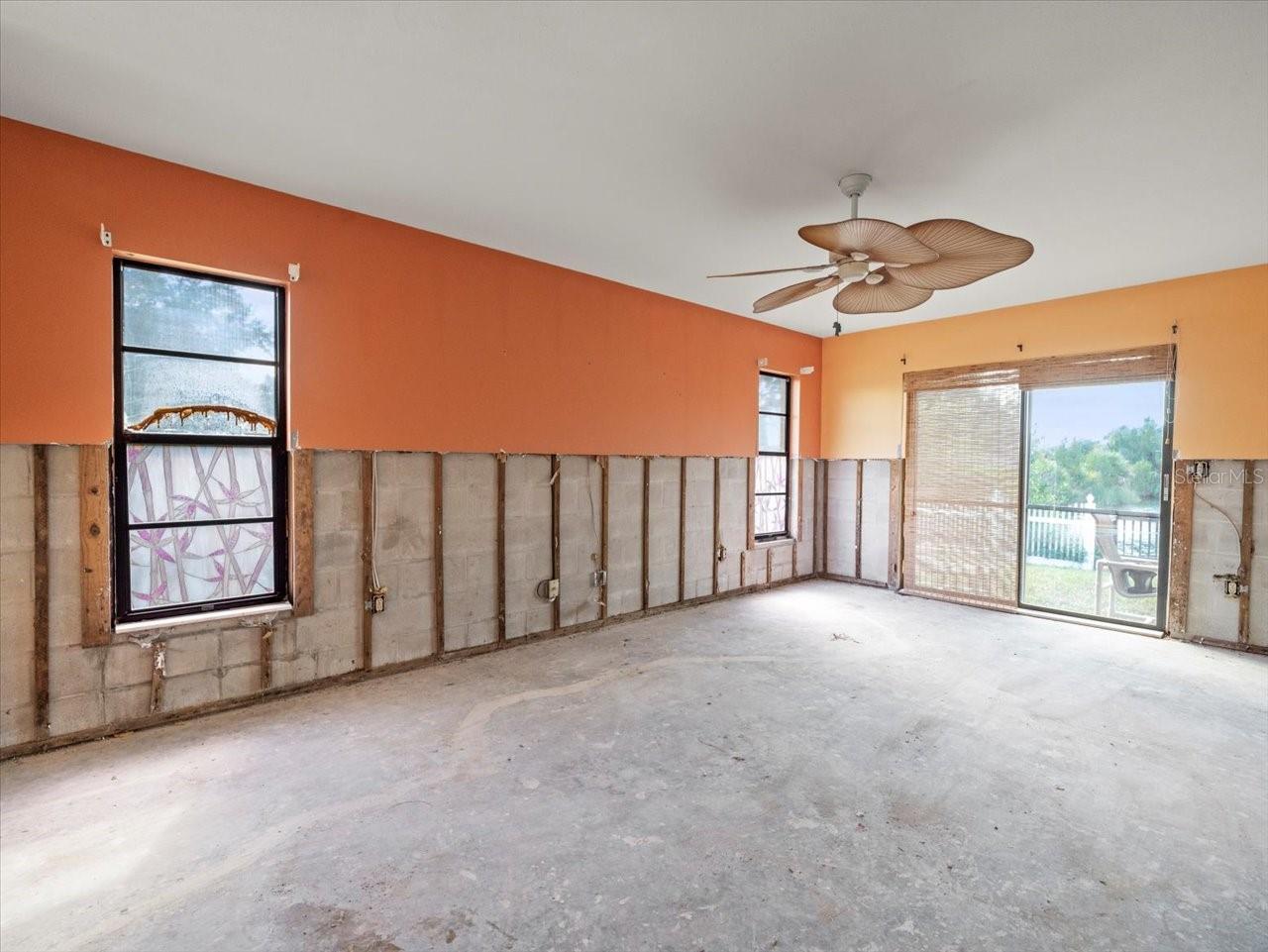 HERNANDO BEACH - Residential