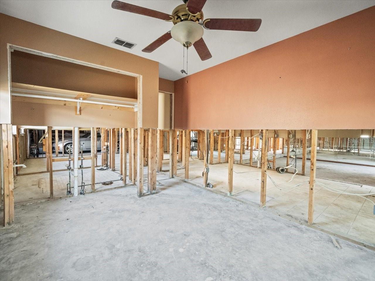 HERNANDO BEACH - Residential