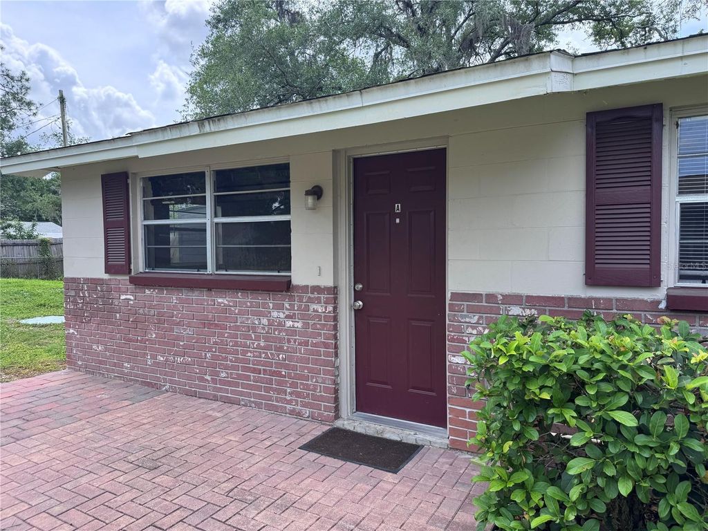 Photo of 514 Winham Street, Tampa, FL 33619 (MLS # TB8494659)