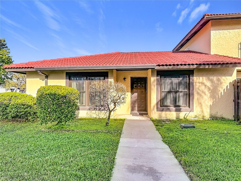 Photo of 571 Hunter Circle, Kissimmee, FL 34758 (MLS # O6388517)