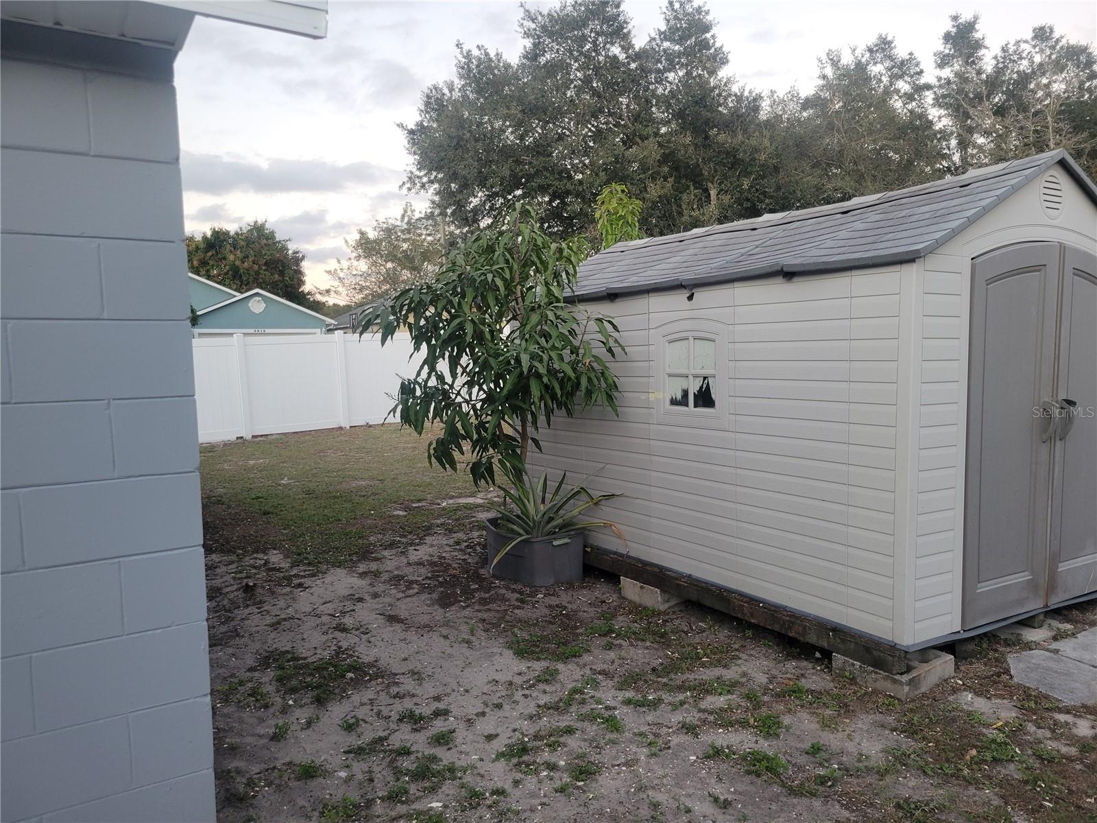 LA JOYA COVE - Residential