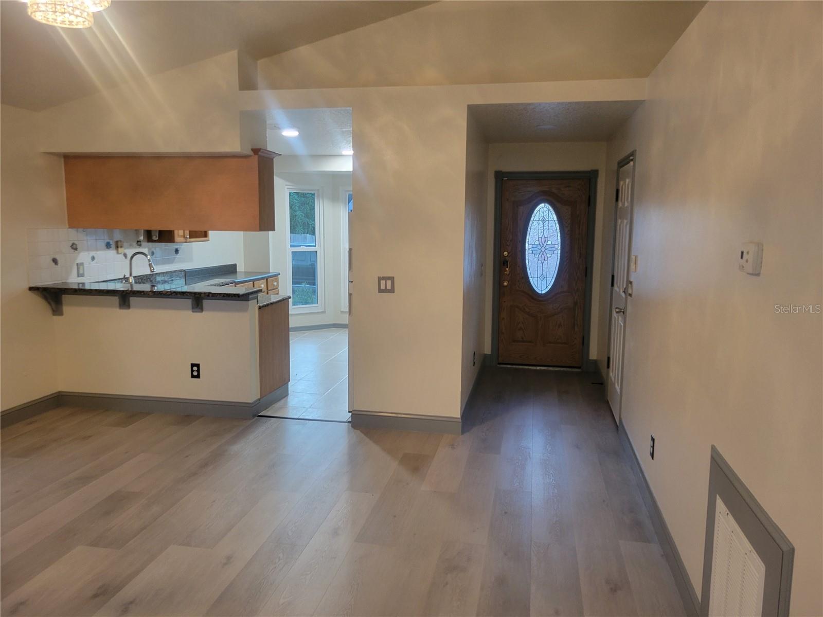 LA JOYA COVE - Residential