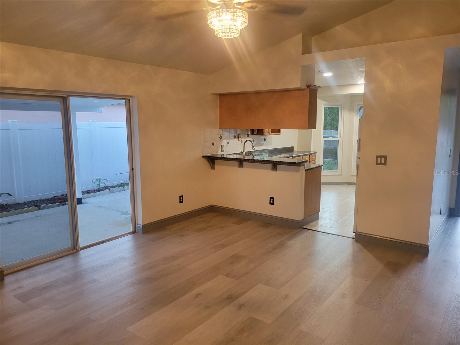 LA JOYA COVE - Residential