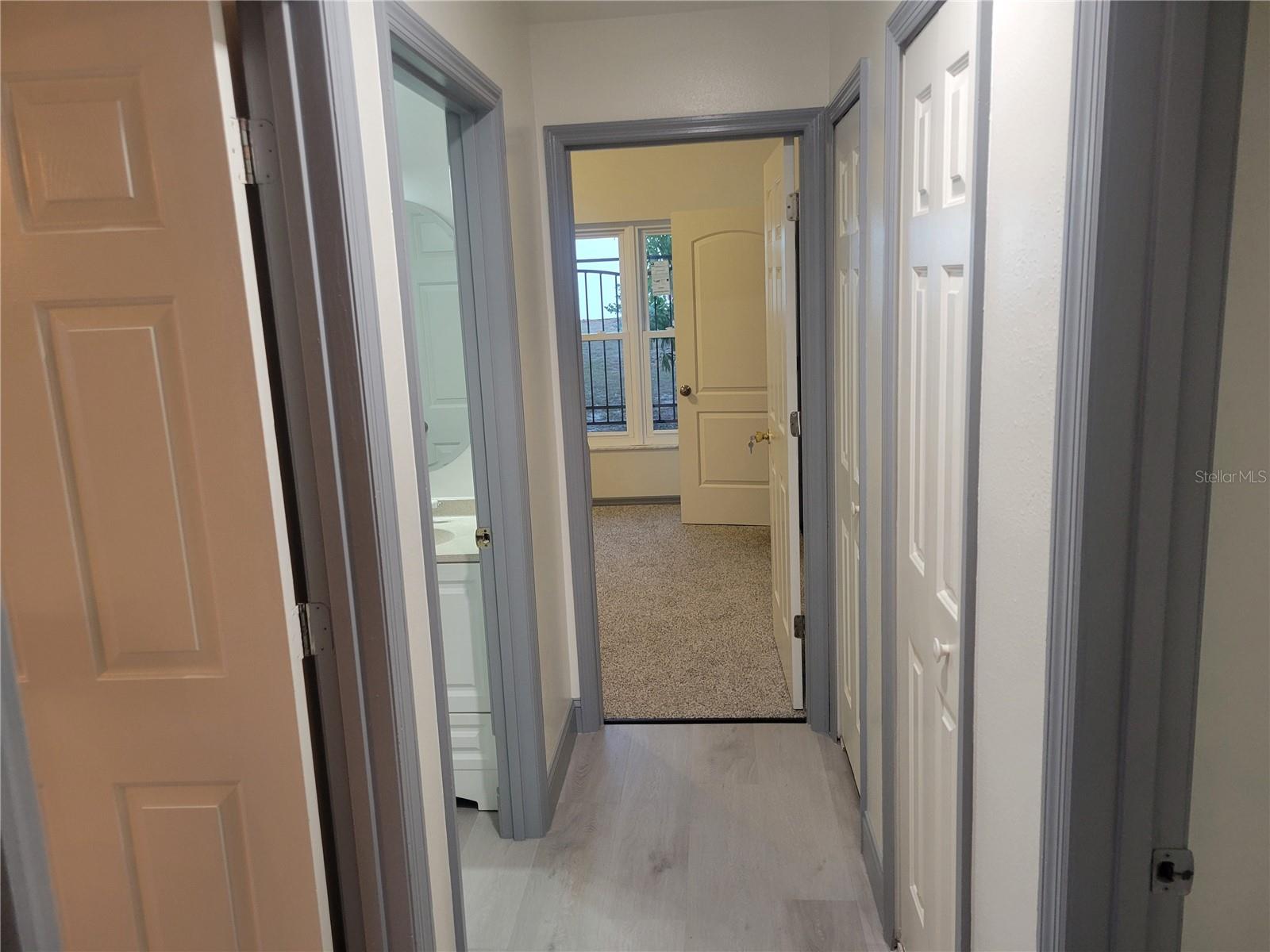 LA JOYA COVE - Residential