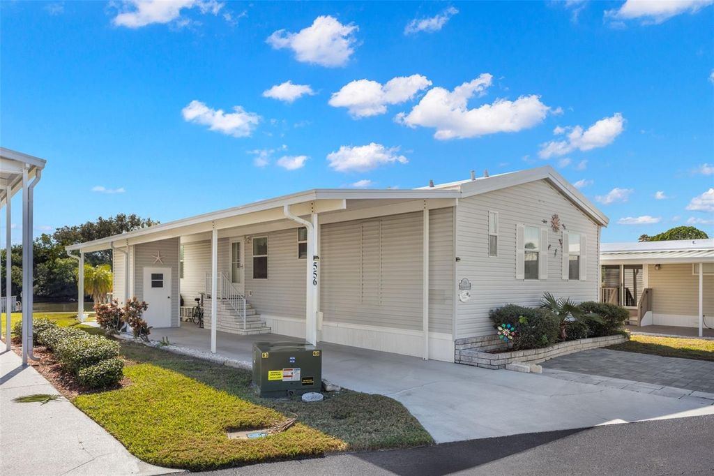 Photo of 556 Mount Oak Avenue NE #738, St Petersburg, FL 33702 (MLS # TB8519300)
