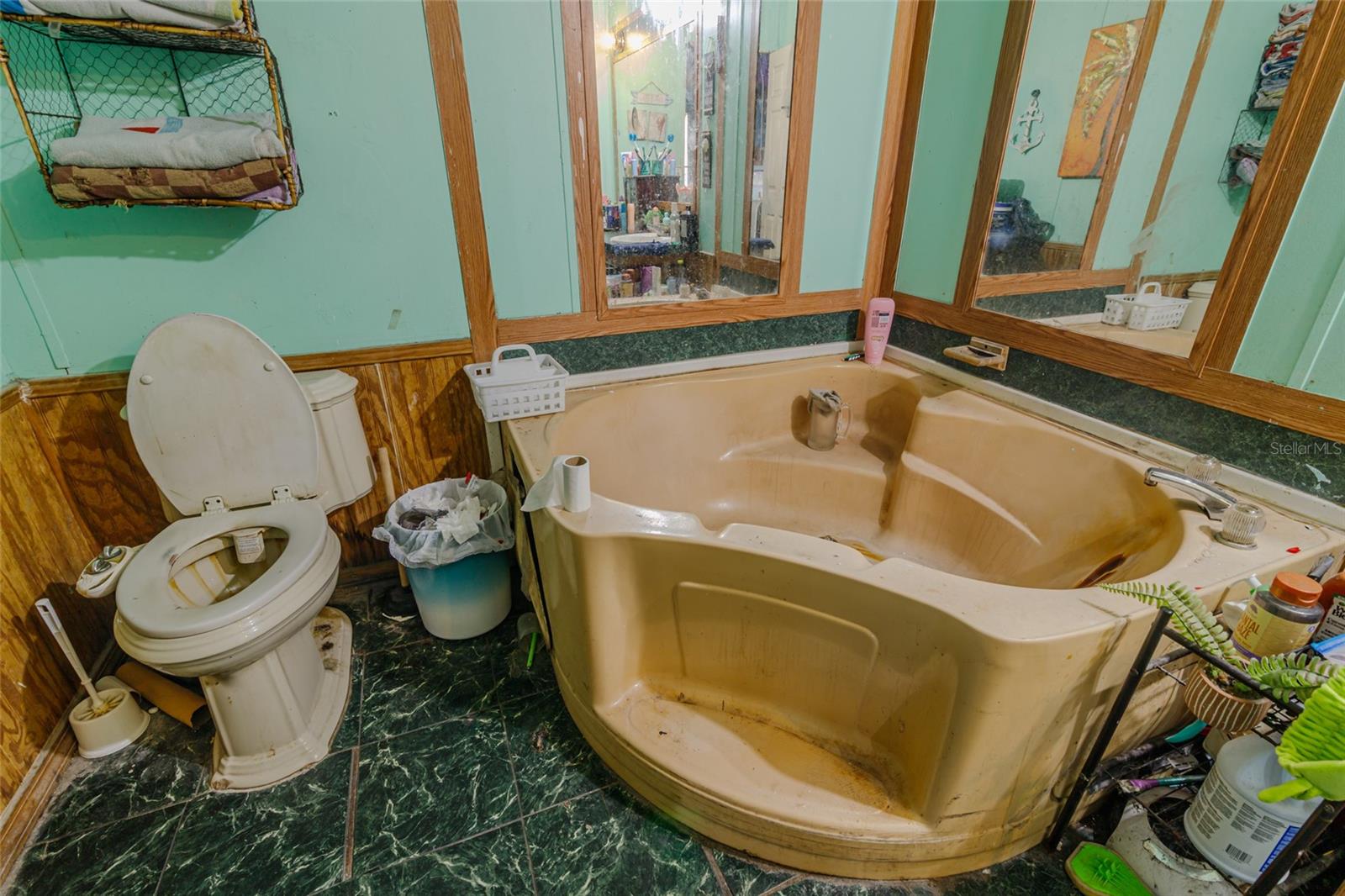 CHIPPENA CHIEF HAMMOCK - Residential