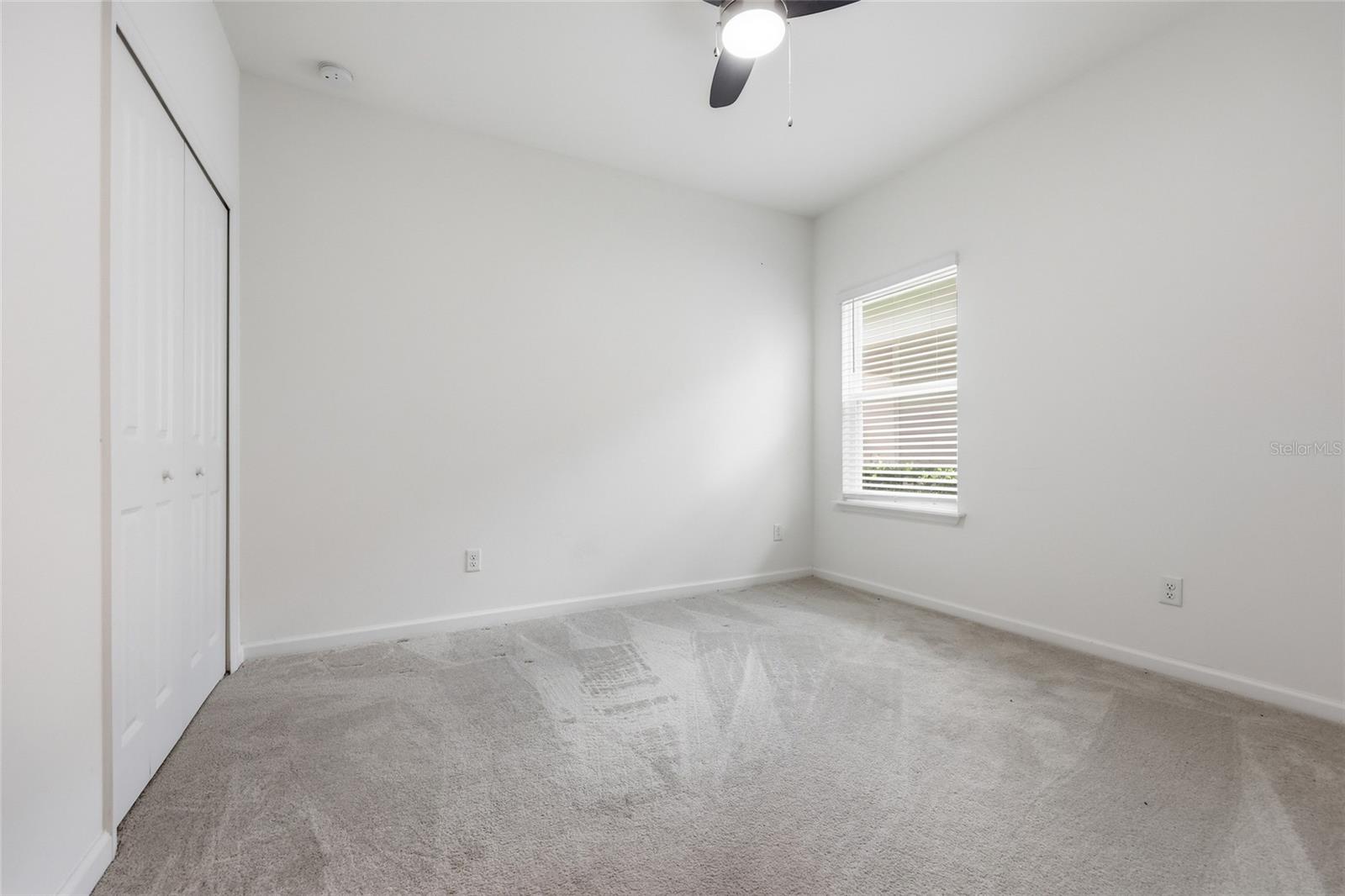 TARA LANE PB 37 PG 93 - Residential