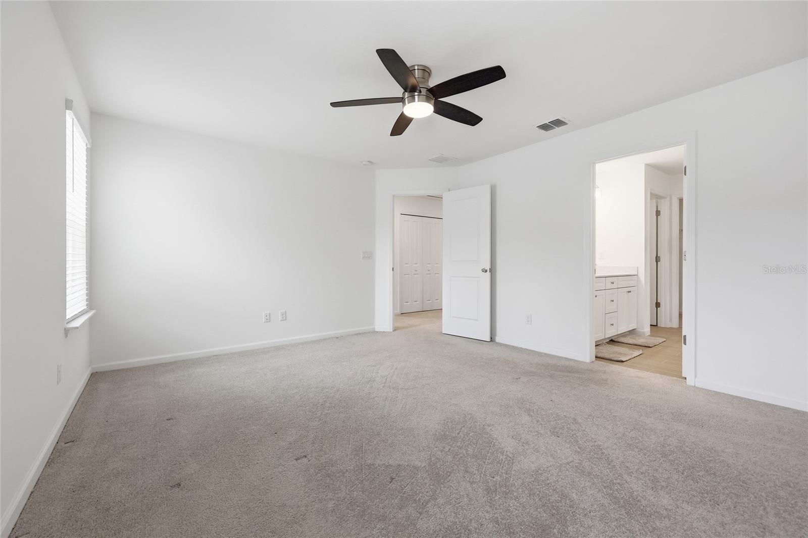 TARA LANE PB 37 PG 93 - Residential