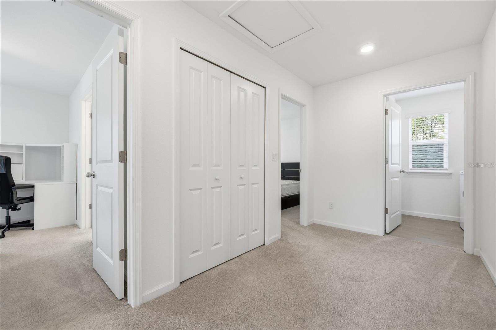 TARA LANE PB 37 PG 93 - Residential