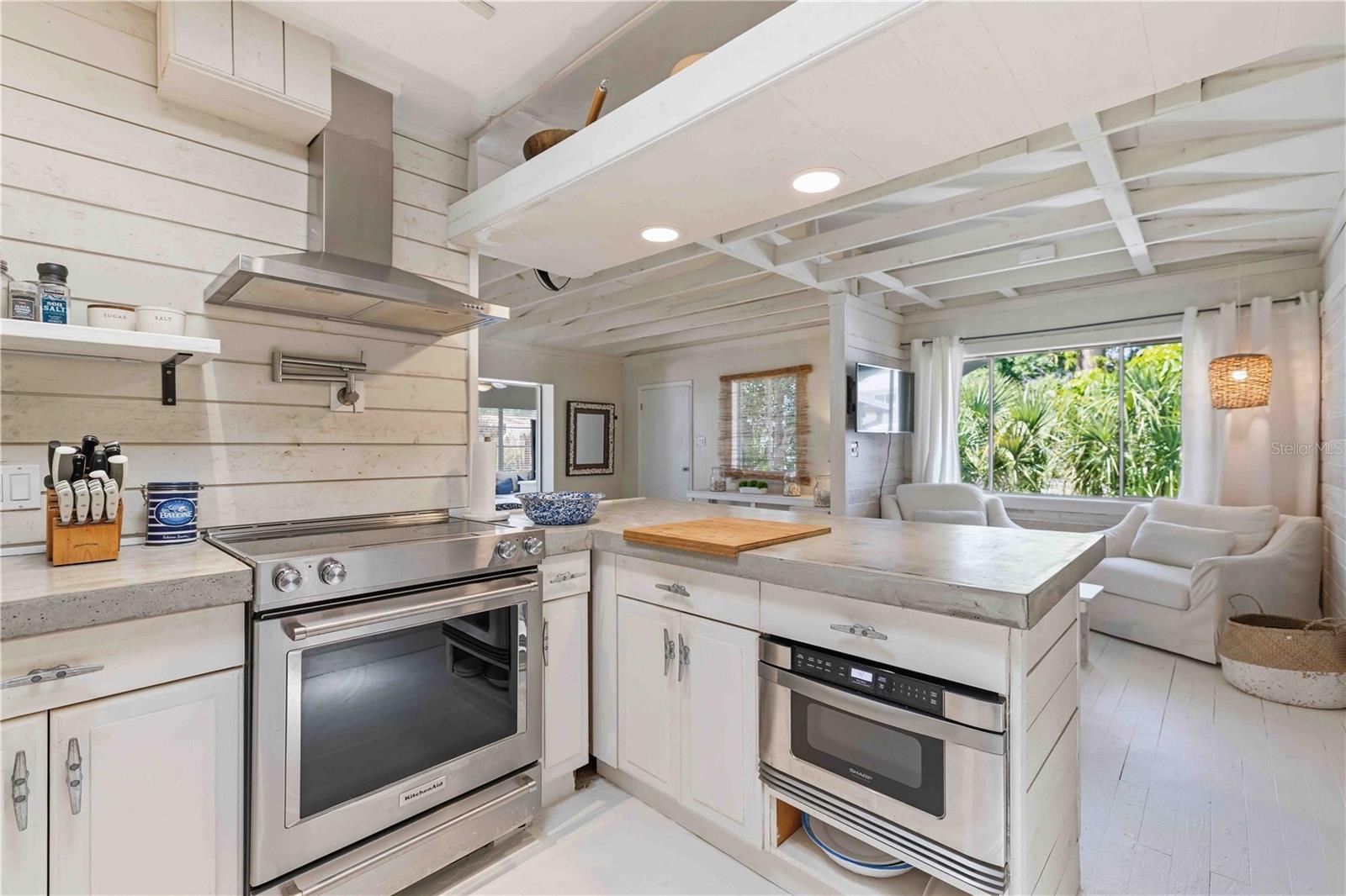 ACREAGE & UNREC - Residential