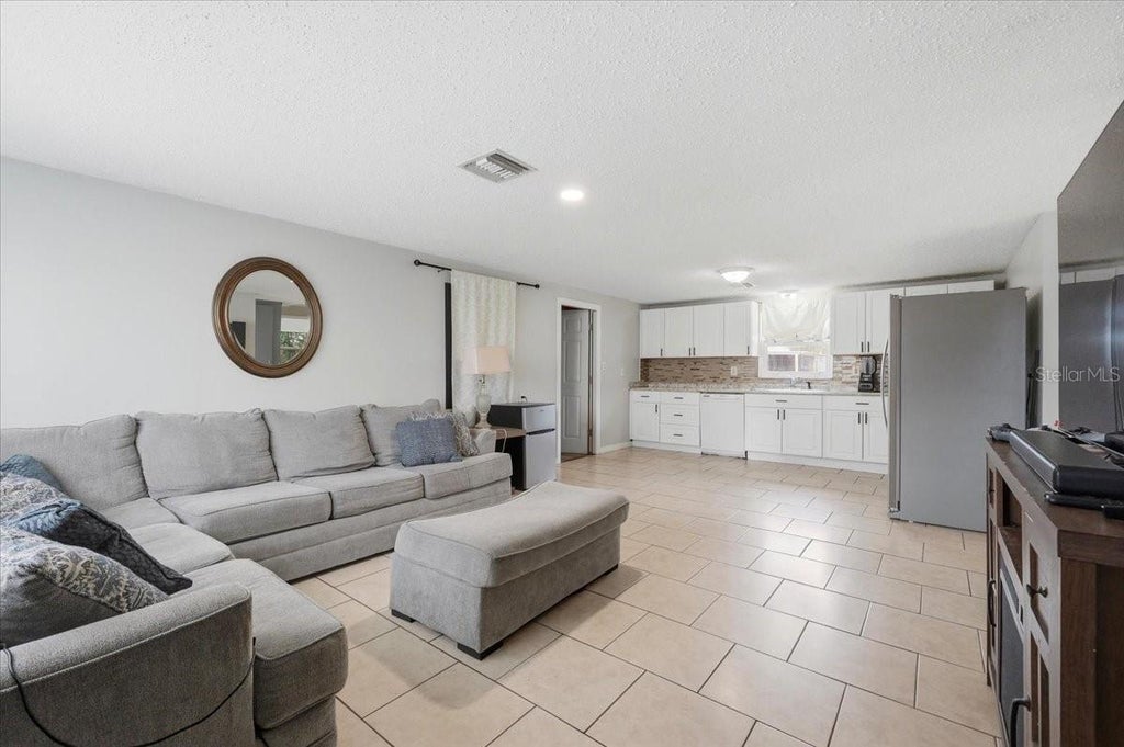 Photo of 2991 W Verona Road, Avon Park, FL 33825 (MLS # P4939160)