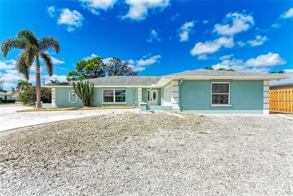 Photo of 2808 68th Street Circle W, Bradenton, FL 34209 (MLS # A4662840)