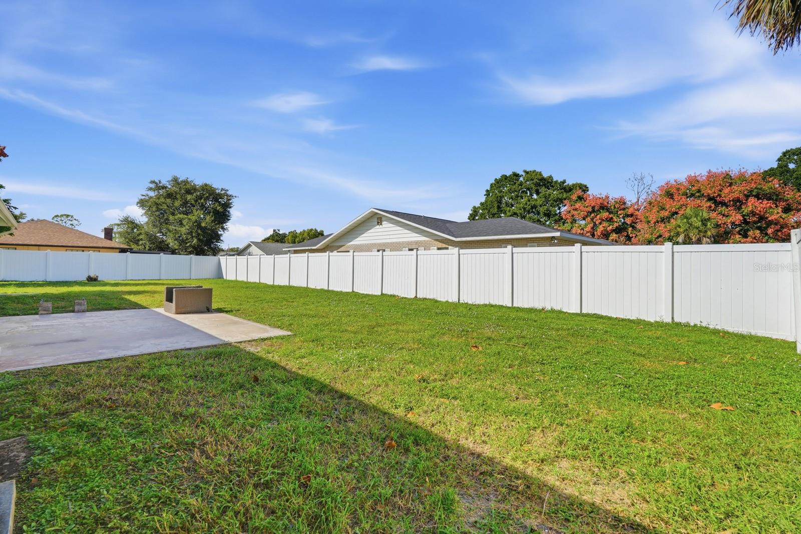 PINE LAKE - Residential