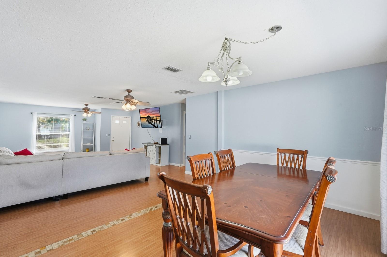 PINE LAKE - Residential