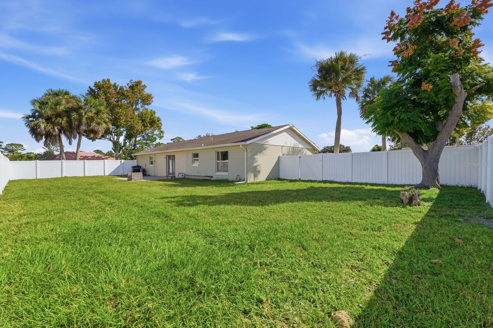 PINE LAKE - Residential