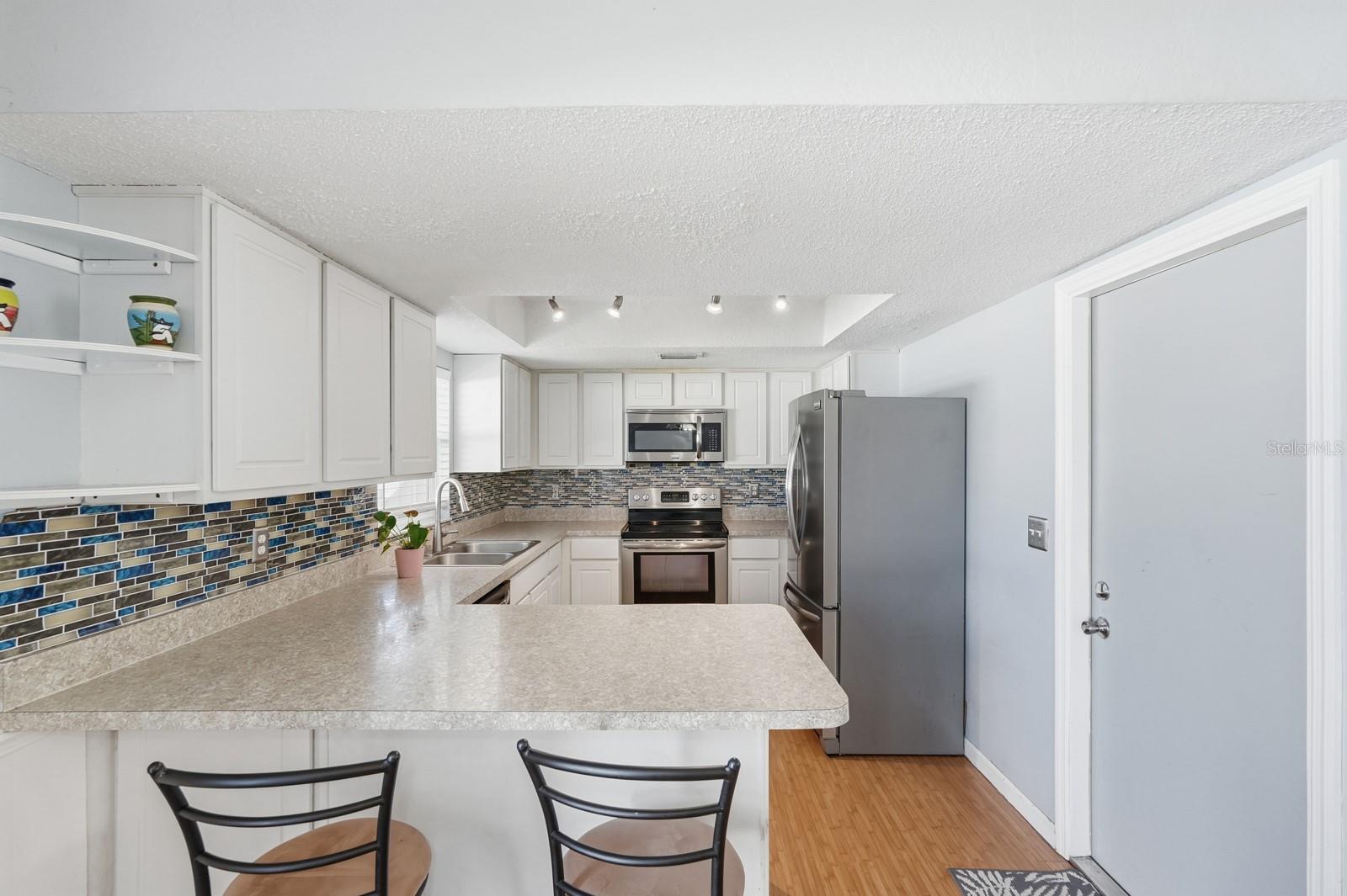 PINE LAKE - Residential