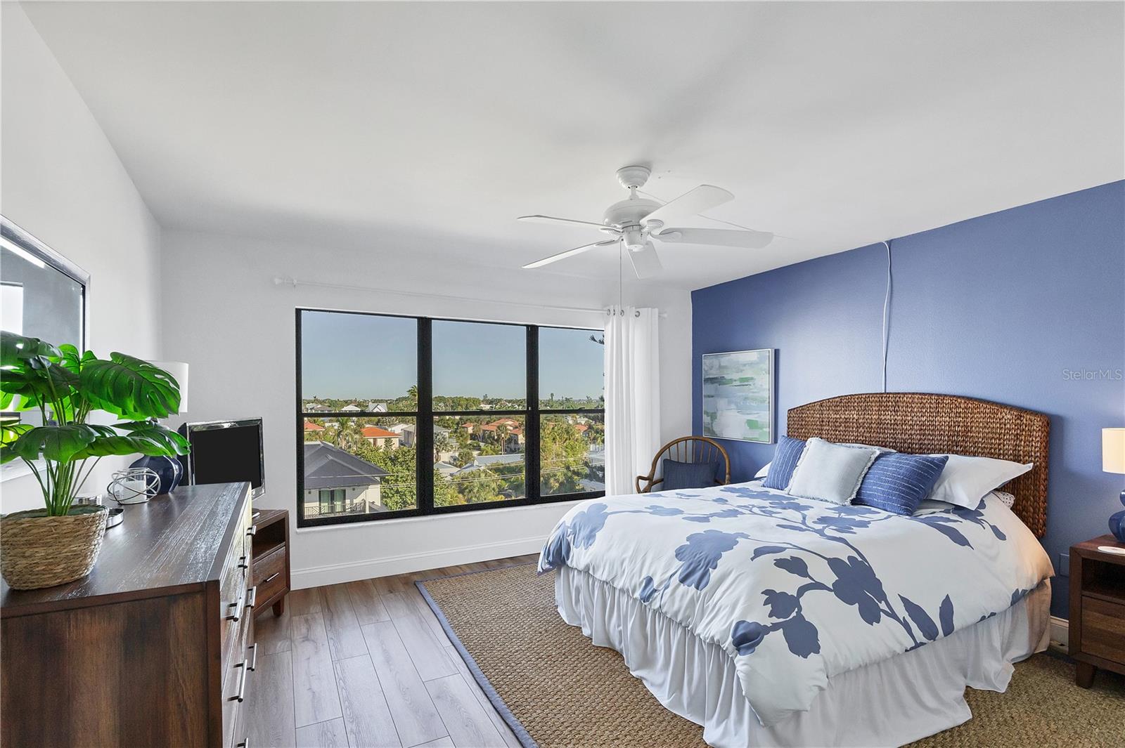 LIDO TOWERS - Residential Lease
