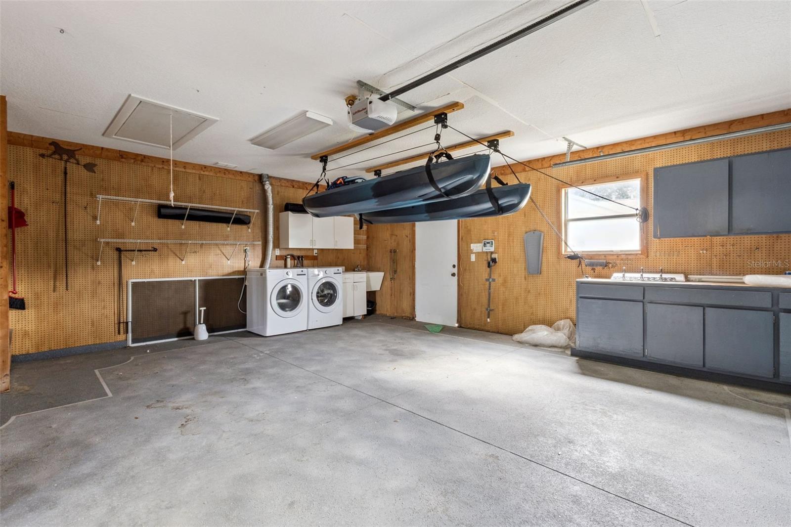 HIGHLAND LAKES PH 01 - Residential