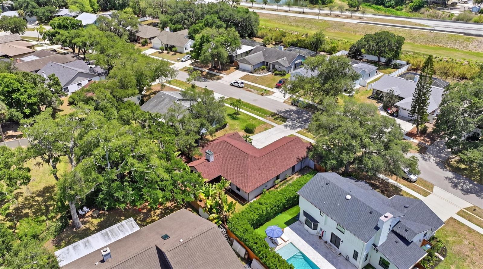 COLONIAL OAKS - Residential