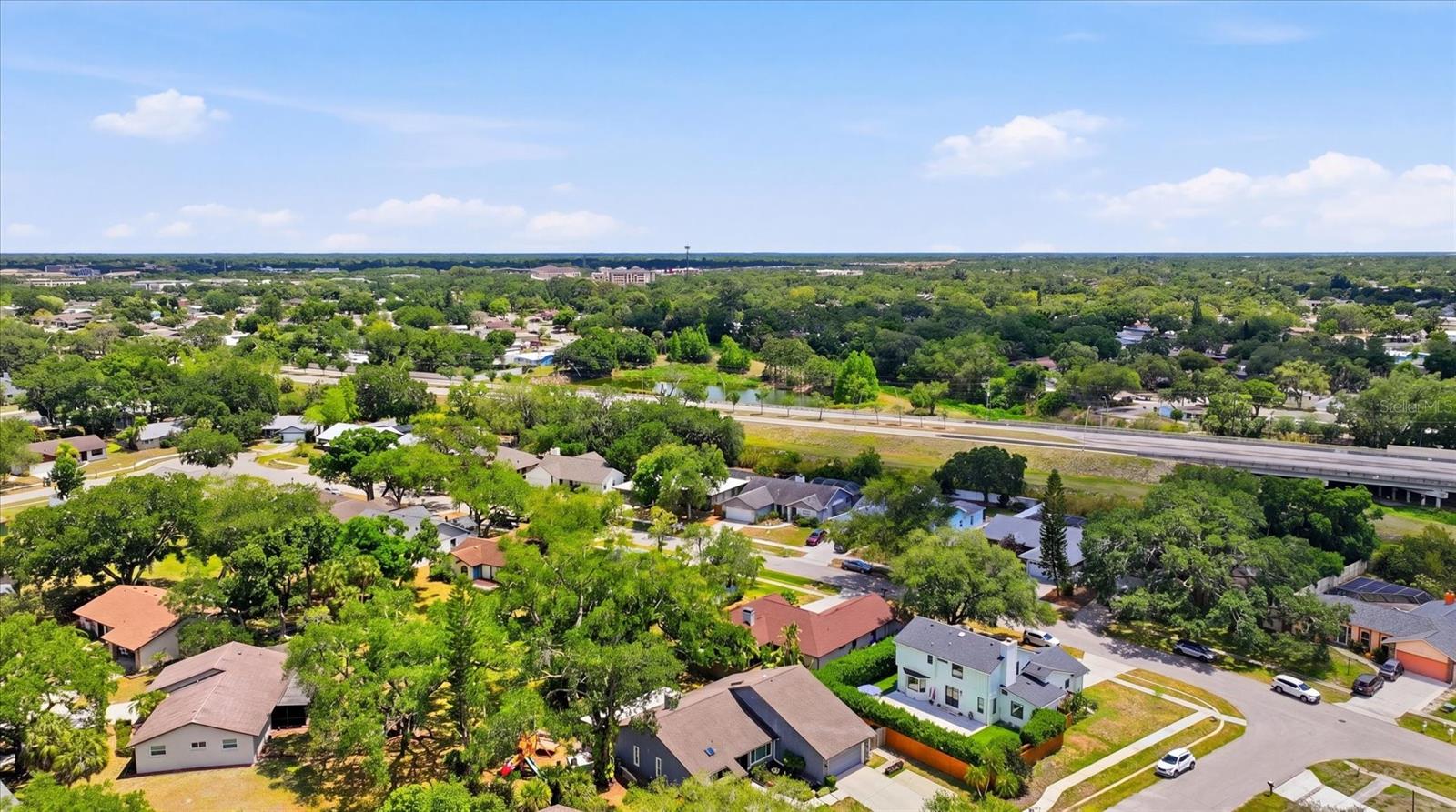 COLONIAL OAKS - Residential