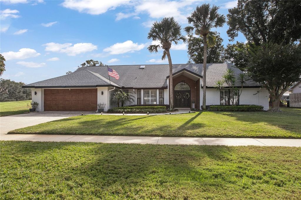 Photo of 1593 Majestic Oak Drive, Apopka, FL 32712 (MLS # V4946222)