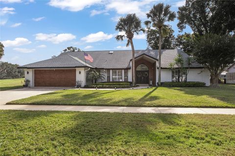 Photo of 1593 Majestic Oak Drive, Apopka, FL 32712 (MLS # V4946222)