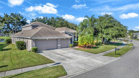Photo of 2288 Holly Pine Circle, Orlando, FL 32820 (MLS # O6356791) Photo of 2288 Holly Pine Circle, Orlando, FL 32820 (MLS # O6356791)