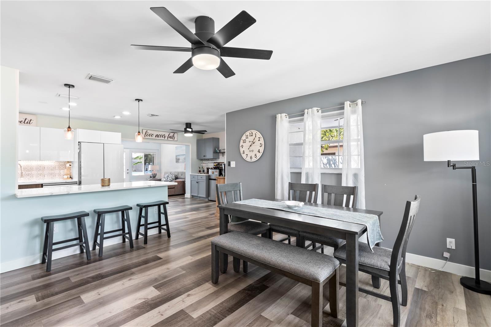 2824 OAK LEA DRIVE