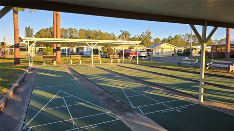 A home in WINTER HAVEN