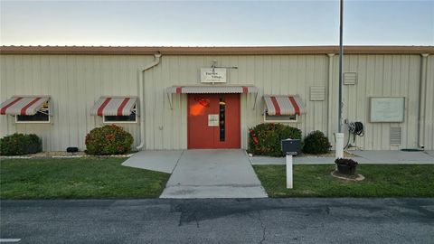 A home in WINTER HAVEN