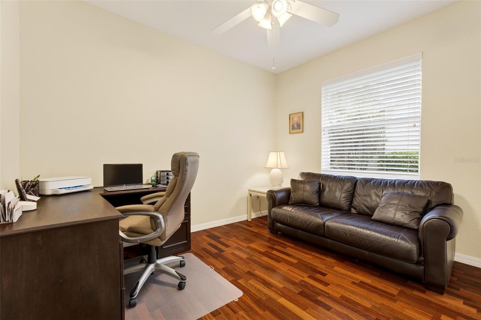 VENETIA PH 4 - Residential